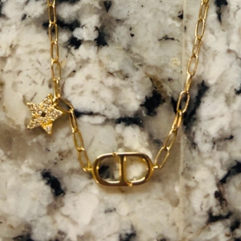 Authentic Stunning Iconic Crystal Dior Star CD Necklace - Picture 5 of 6